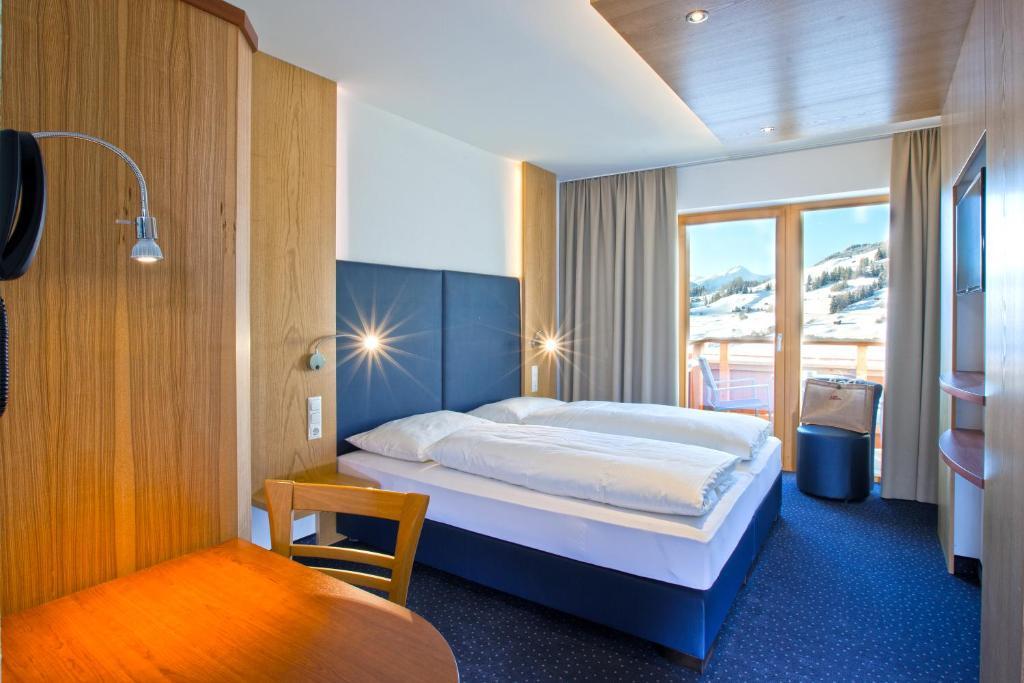 Hotel Lukas Fiss Habitación foto